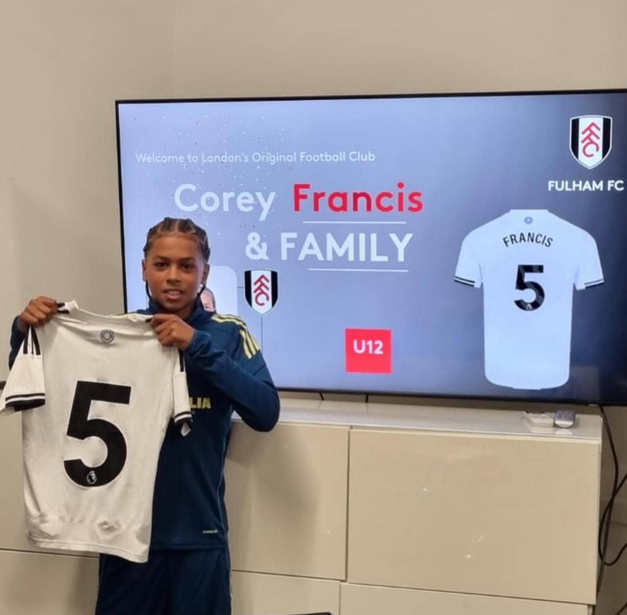 Corey: Signs with Fulham FC