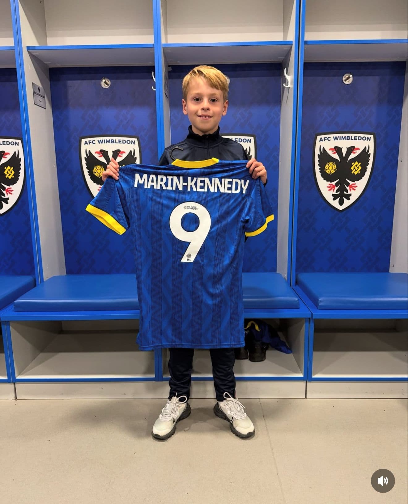 Leighton Kennedy: Signs for AFC Wimbledon 